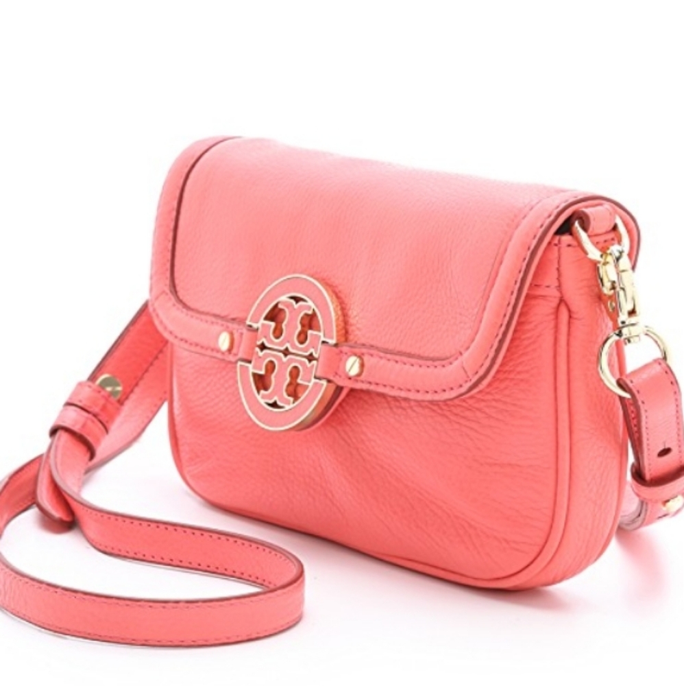 *SOLD*Tory Burch Amanda Crossbody Bag Strawberry